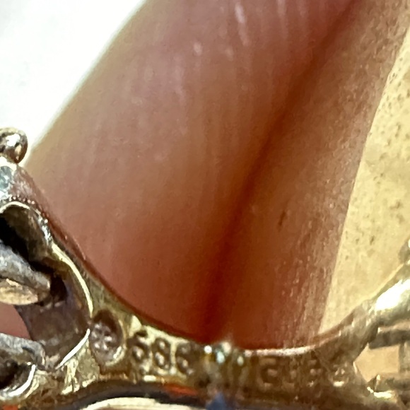 ILLUMINATING ESTATE TAMBETTI 14K BEZELED CABOCHON AQUAMARINE CLIP ON EARRINGS - Picture 8 of 12